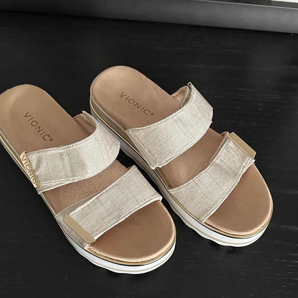 Vionic Cream Platform Sandals - image 2
